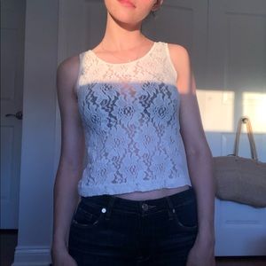 Cream lace tank top ♥️